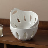 Porcelain Fruit & Vegetable Draining Bowl – Ceramic Colander Bowl with Handle for Kitchen Serving