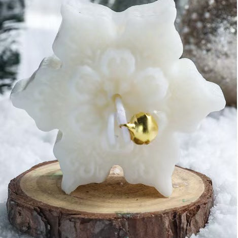 Snowflake Scented Candle – Handmade Holiday Gift