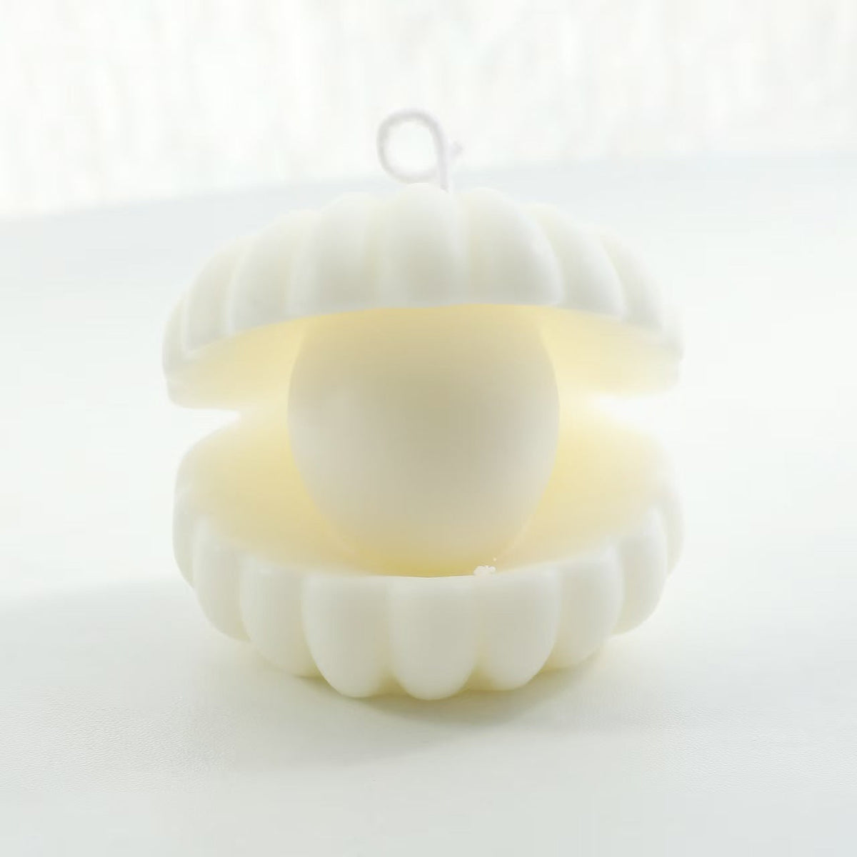 Shell-Shaped Scented Candle