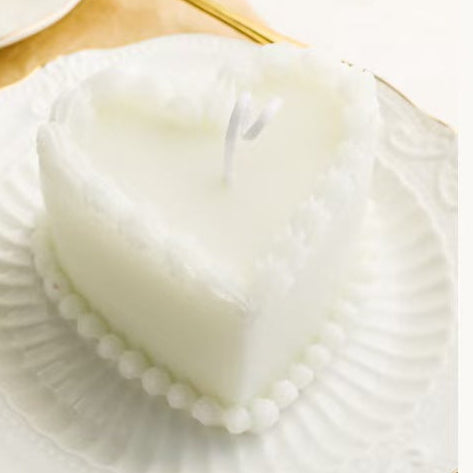 Cake-Shaped Scented Candle