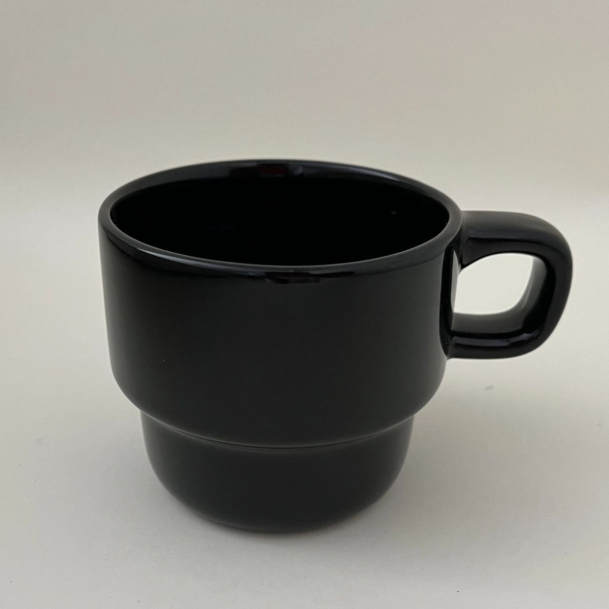 Stackable Ceramic Coffee Mug – 400ml Minimalist Drinking Cup with Handle