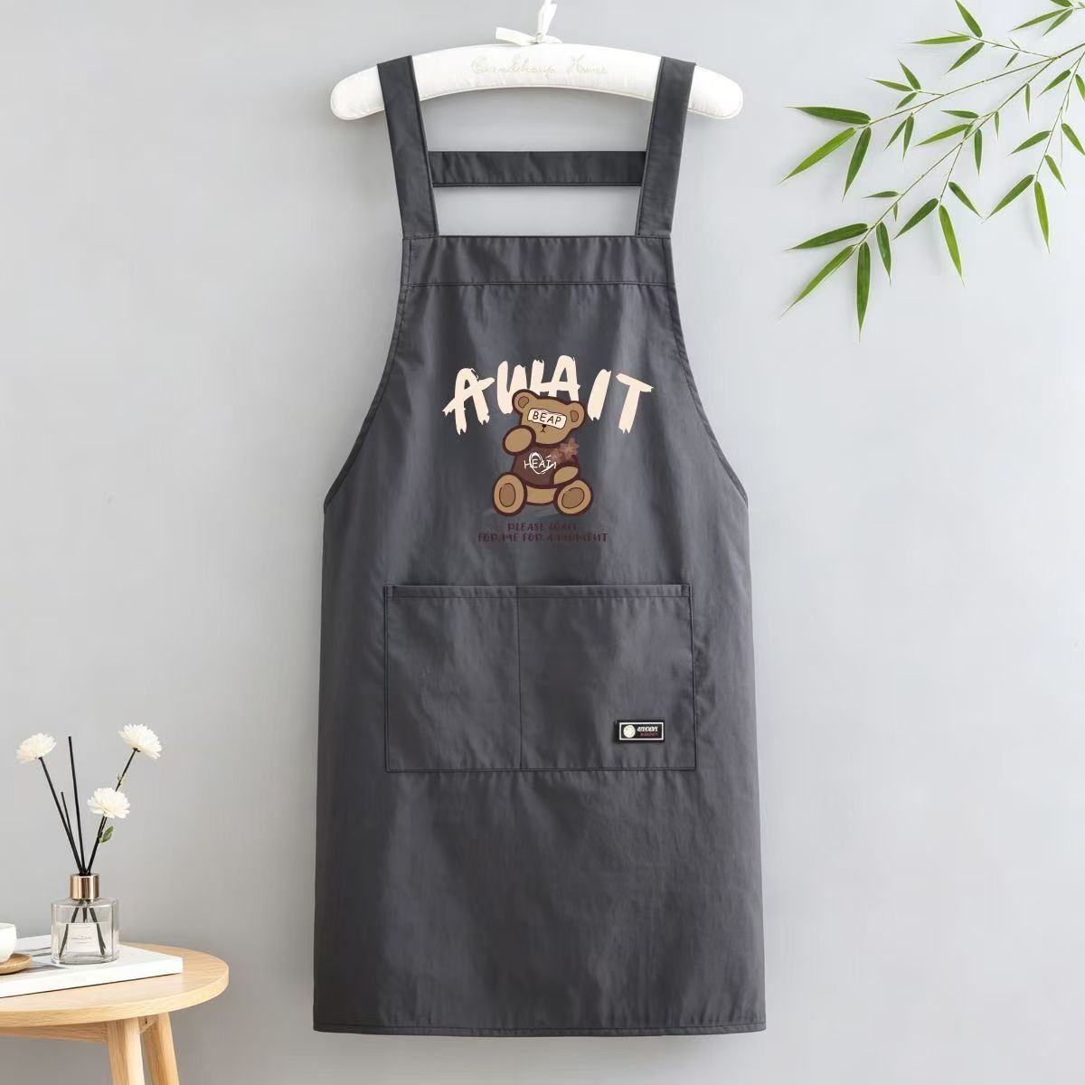 Cute Bear Print Kitchen Apron – Women’s Bib Apron with Pocket, Casual Cooking Baking Apron for Kitchen, Cleaning & Home Use