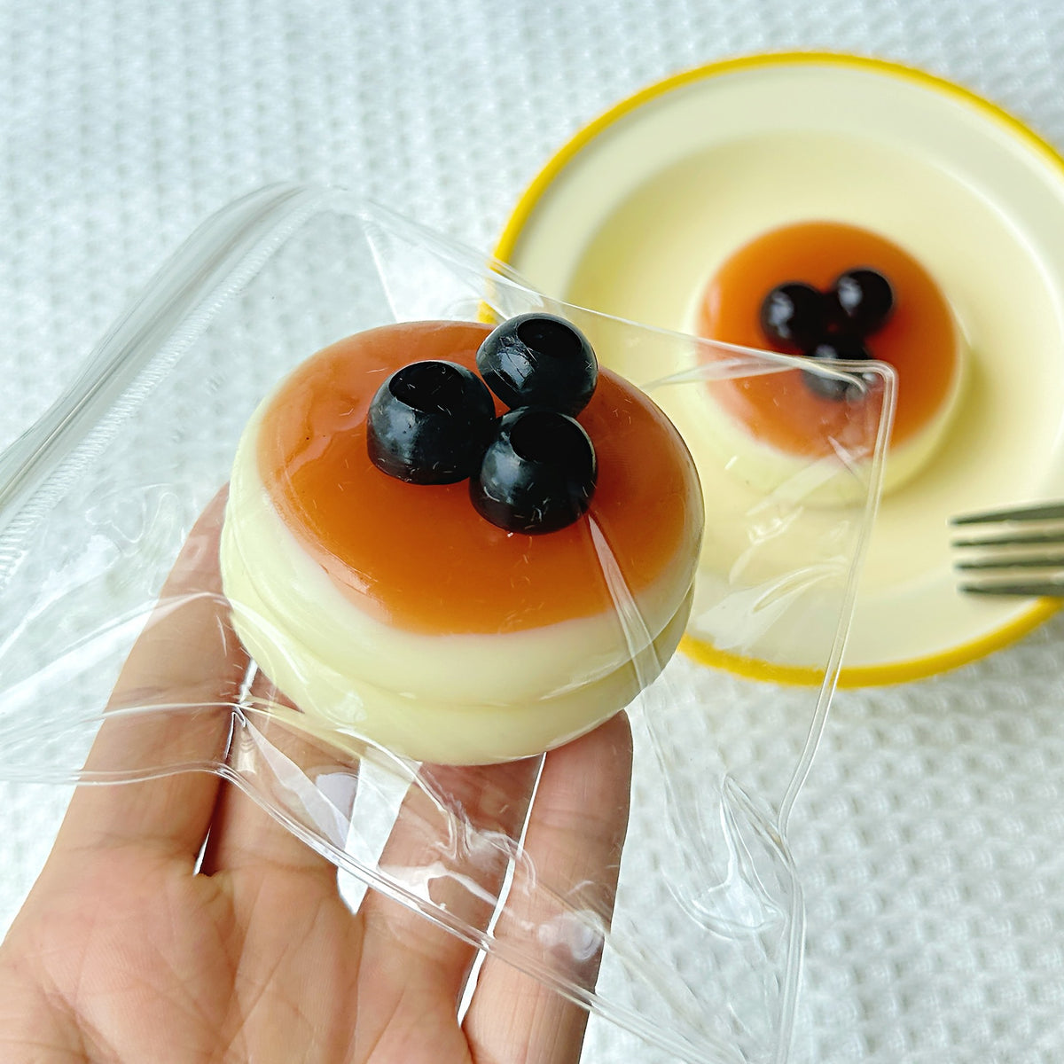Blueberry Pudding Squishy Toy, Food‑Shaped Slow Rising Stress Relief Fidget Toy