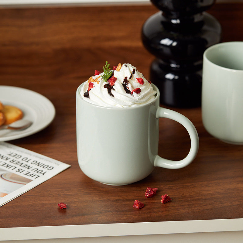 Glossy Ceramic Coffee Mug – 500ml Large Capacity Straight‑Body Drinking Cup for Home & Office