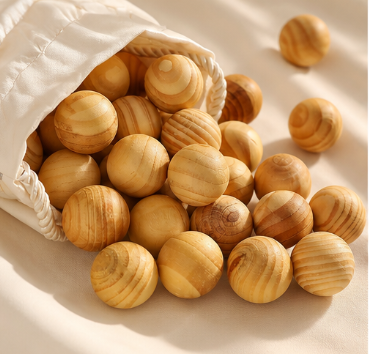 Natural Camphor Wood Balls – Mothproof, Anti-Mildew, Mosquito Repellent, Deodorizing & Long-Lasting Fragrance for Wardrobe, Drawer, Closet